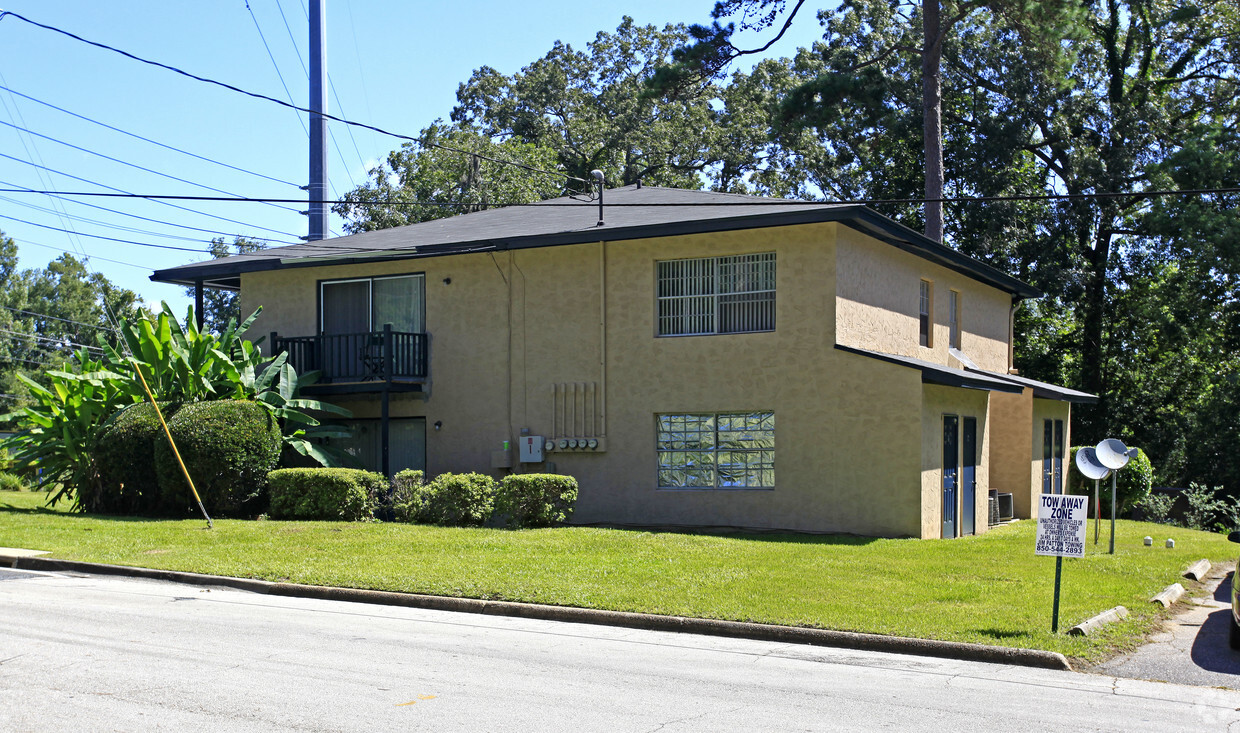 Building Photo - Miccosukee Gardens