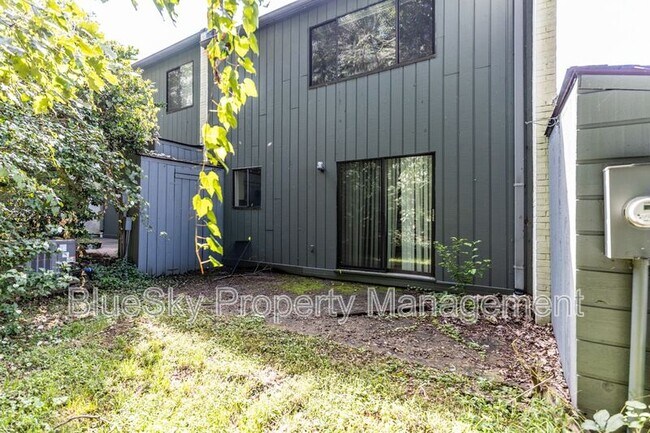 Foto del edificio - 228 Harvest Drive