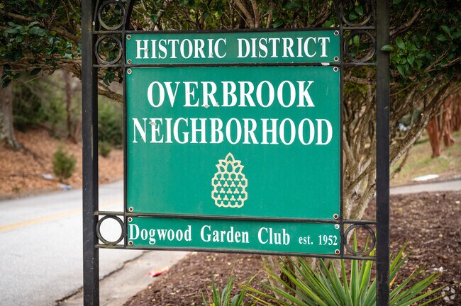 The Overbrook neighborhood in Greenville, SC has a historic district &amp; the Dogwood Garden Club.