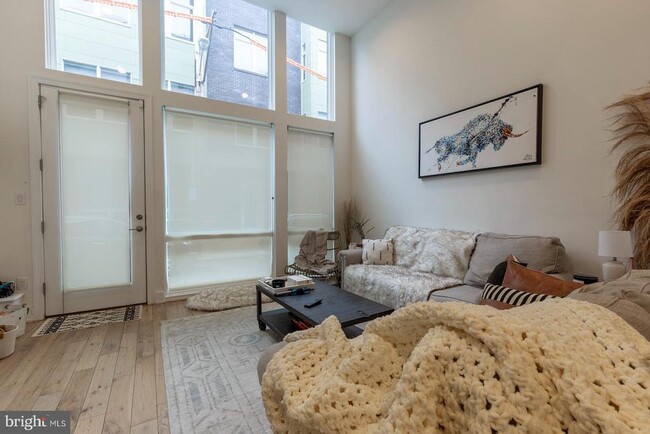 Building Photo - 1505 N Palethorp St