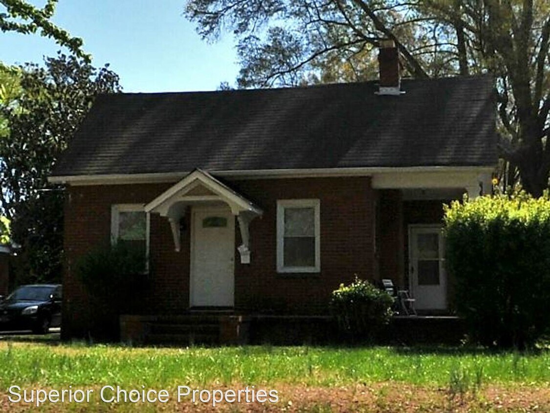 1800 Beatties Ford Rd, Charlotte, NC 28216 House Rental in Charlotte, NC