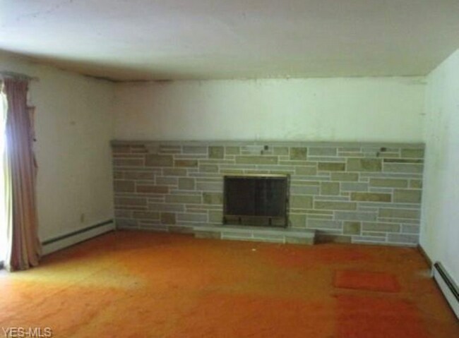 Building Photo - 266 Park Dr