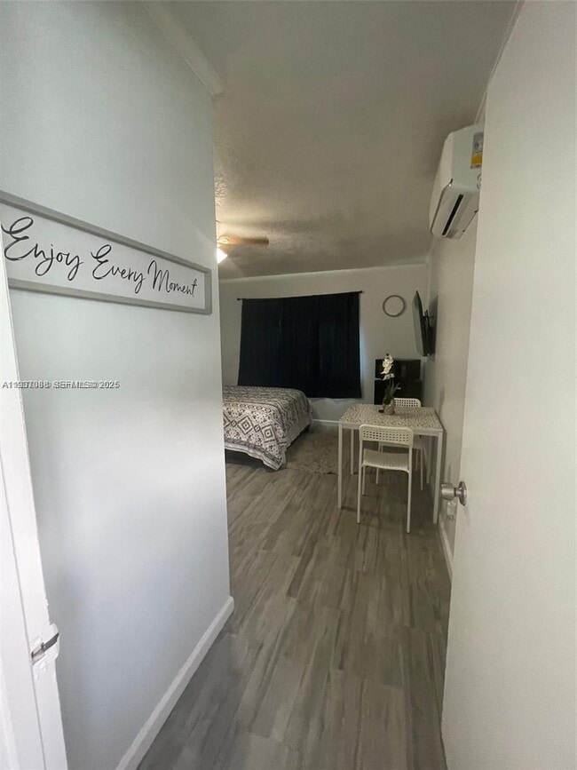 Foto del edificio - 7521 Harbour Blvd