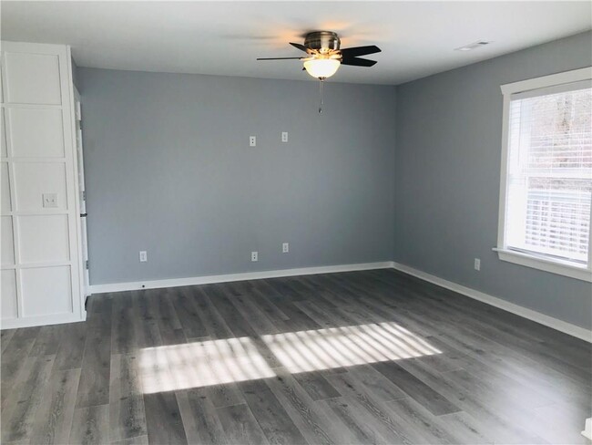 Foto del edificio - 11 Alyce Ln