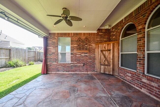 Foto del edificio - 22606 Blanefield Ct