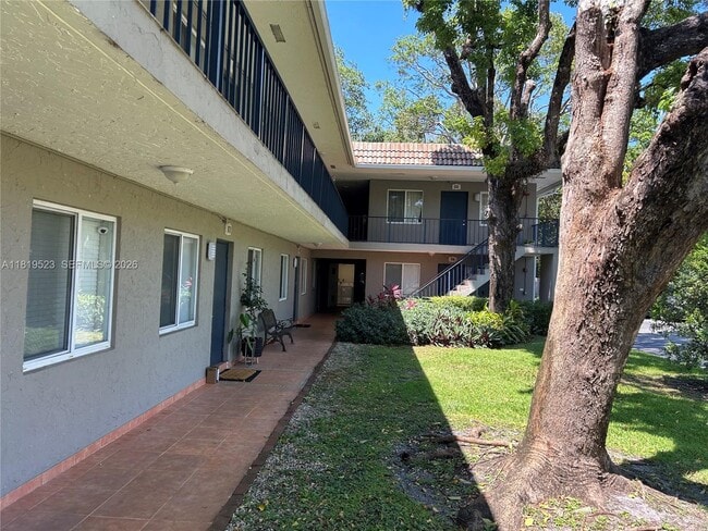 Foto del edificio - 1111 SW 4th St