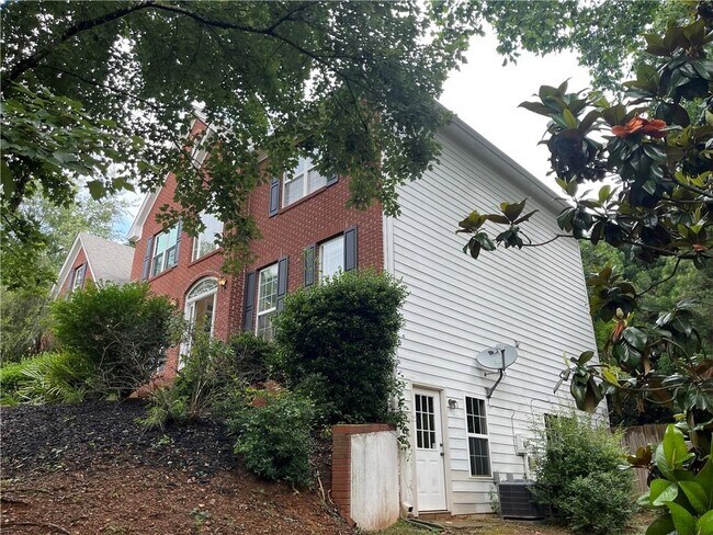 Building Photo - 4003 Rosewood View Dr