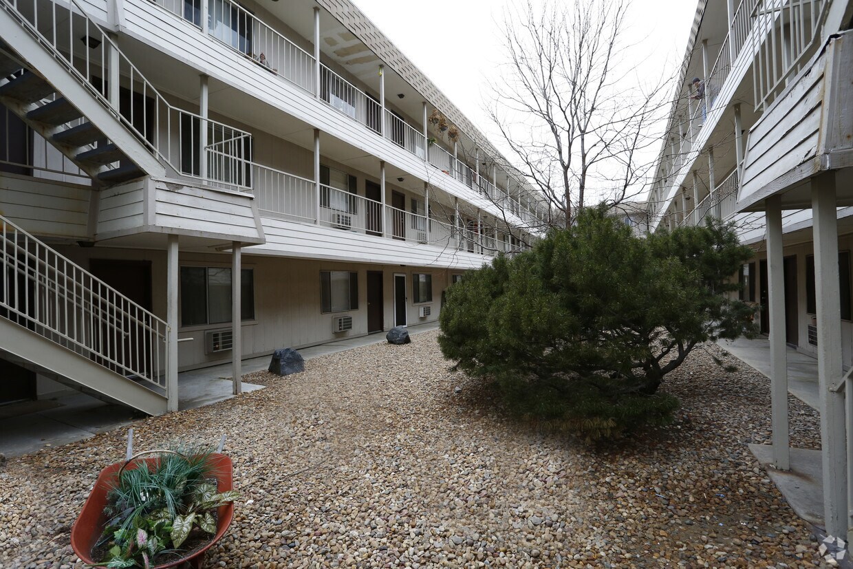 Grandview Apartments Arvada, CO