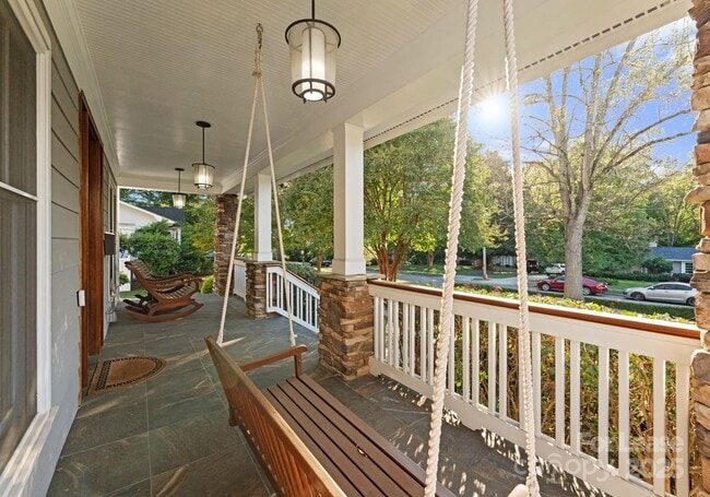 Building Photo - 3125 Pinehurst Pl