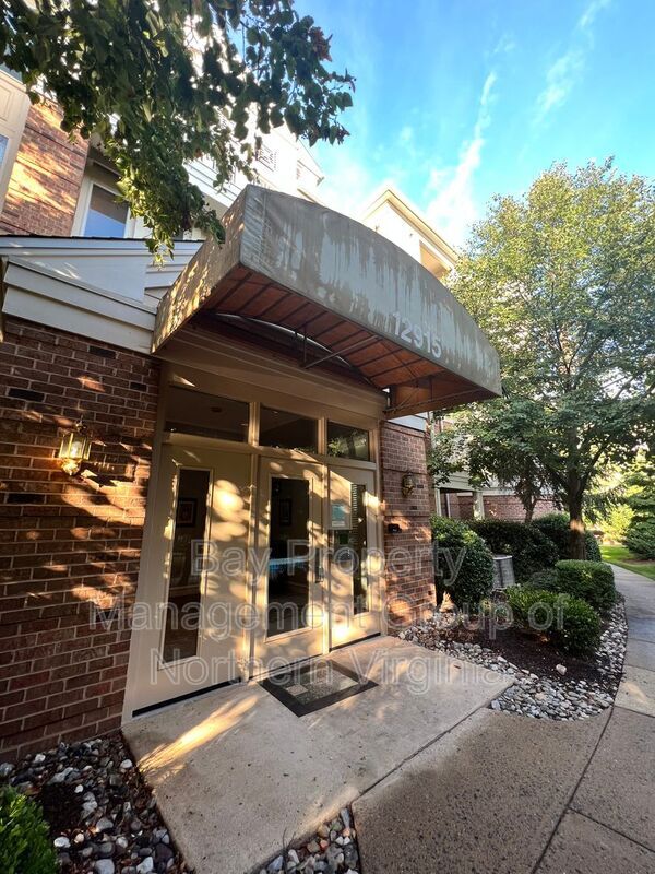 Foto principal - 12915 Alton Square