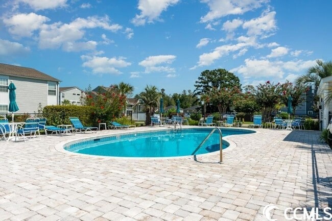 Foto del edificio - 1931 Bent Grass Dr