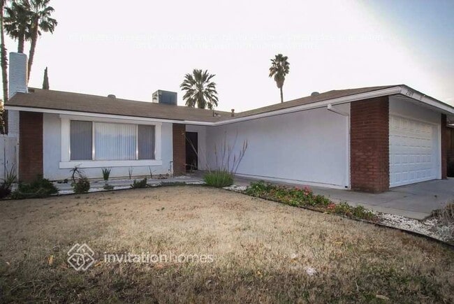 Building Photo - 25899 Amapolas St