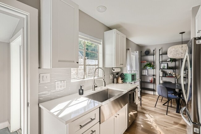 Building Photo - 408 Hammack Dr