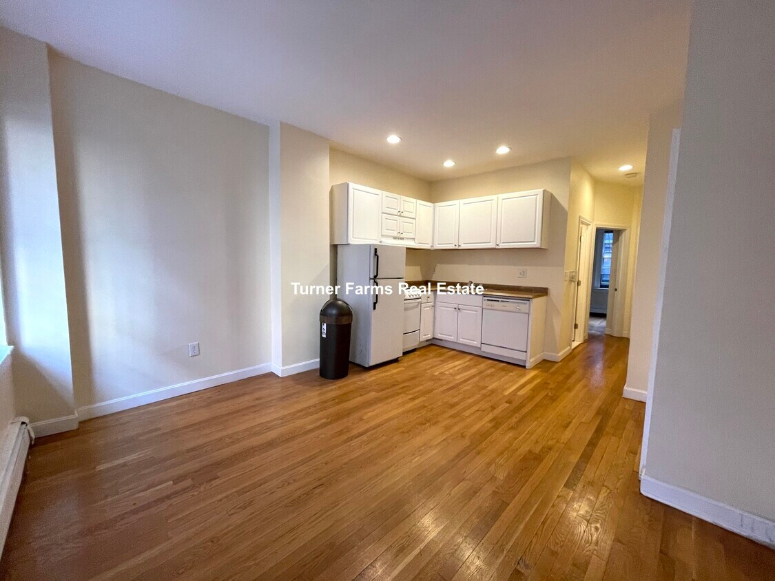 Foto principal - 28R Phillips St