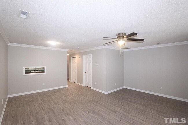 Foto del edificio - 5606 Split Oak Way