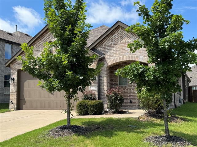 Building Photo - 2411 Doncaster Dr
