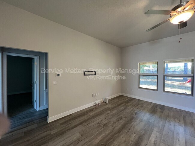 Foto del edificio - 5955 Parsonage Cir