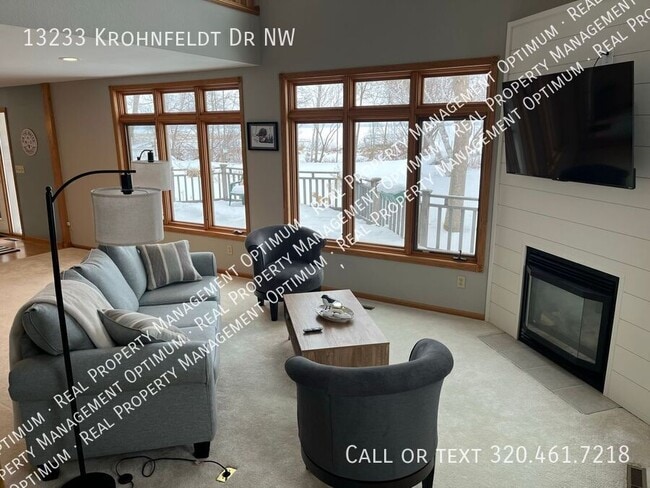 Foto del edificio - 13233 Krohnfeldt Dr NW