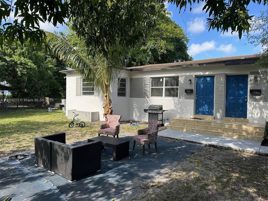 Foto principal - 1250 NW 58th St