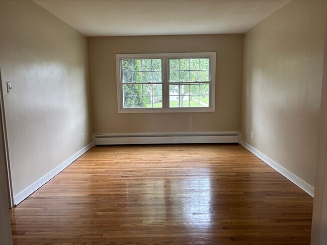 Foto del edificio - 580 Amherst St