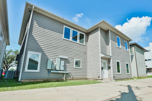 Foto del edificio - 3245 Dixie Dr