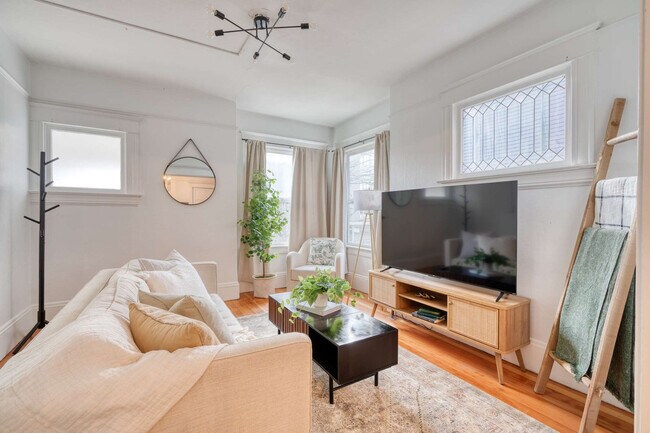Foto del edificio - 1032-1036-1036 SE 12th Ave