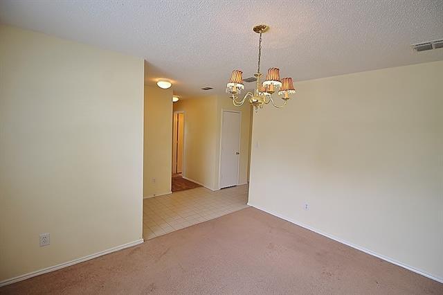 Foto del edificio - 2415 Mallory Ln