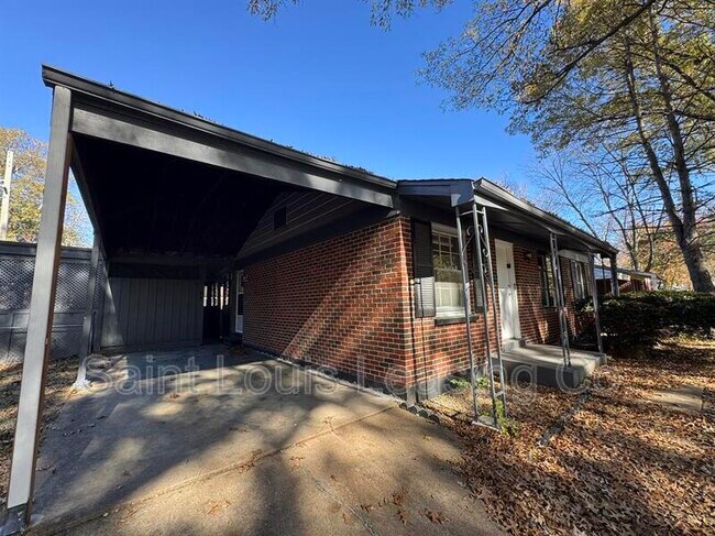 Building Photo - 1749 Foley Dr