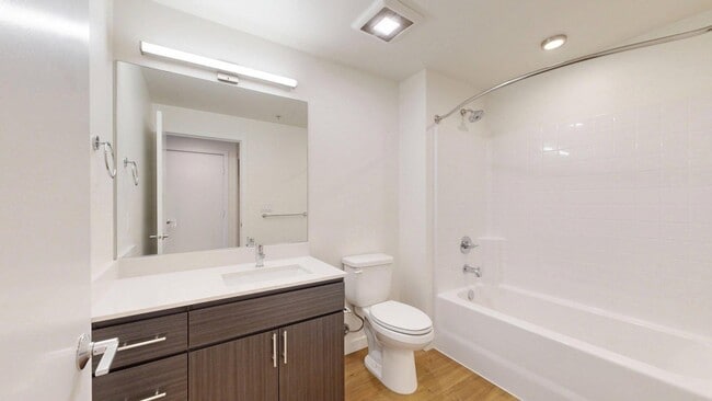 Interior Photo - Griffis Shoreline