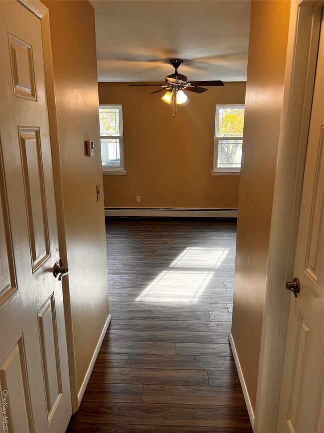 Building Photo - 11 Park Manor Ct