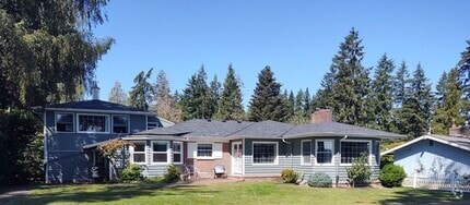 Building Photo - 16870 Scandia Ln NW