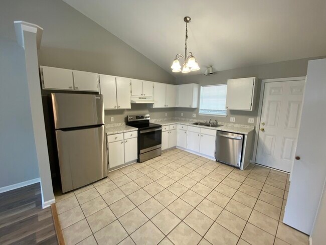 Foto del edificio - 2 bed 2 bath duplex