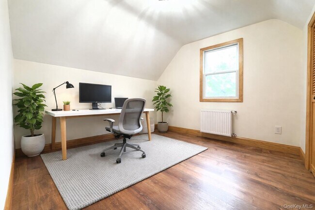 Foto del edificio - 55 Landau Ave