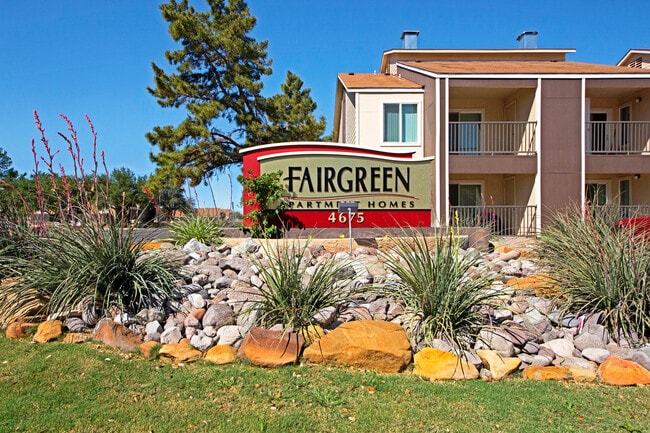 Building Photo - Fairgreen