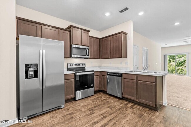 Building Photo - 59 Scotch Pebble Dr