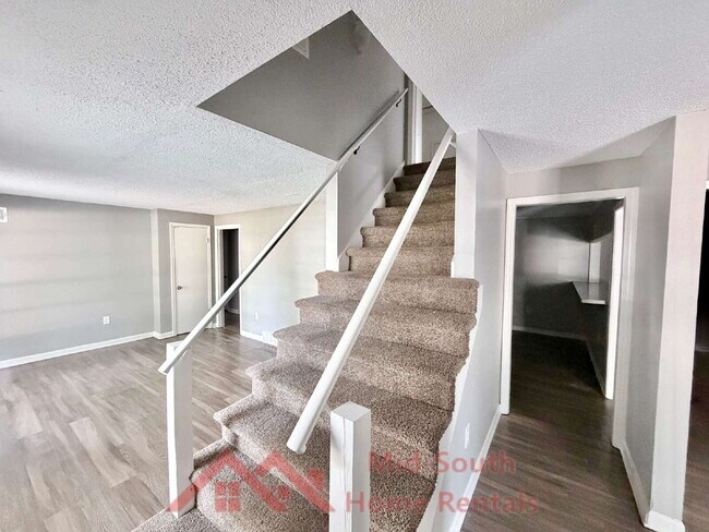 Foto del edificio - 1733 Gowan Dr