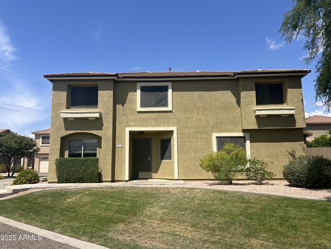 Primary Photo - 21846 N 40th Way