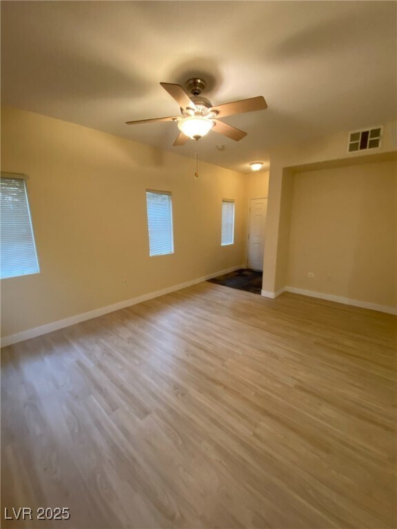 Foto del edificio - 3825 Juno Beach St