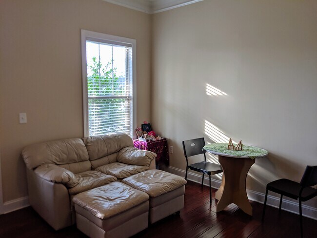 Foto del edificio - 1009 Hemby Ridge Ln