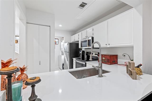 Foto del edificio - 4122 Wycliff Ave