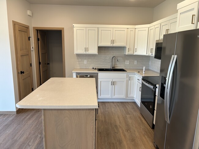 Foto del edificio - 6103 S Alki Pl