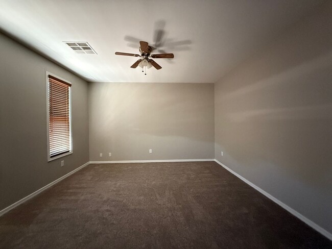 Building Photo - Lovely Chandler 4 Bedroom!