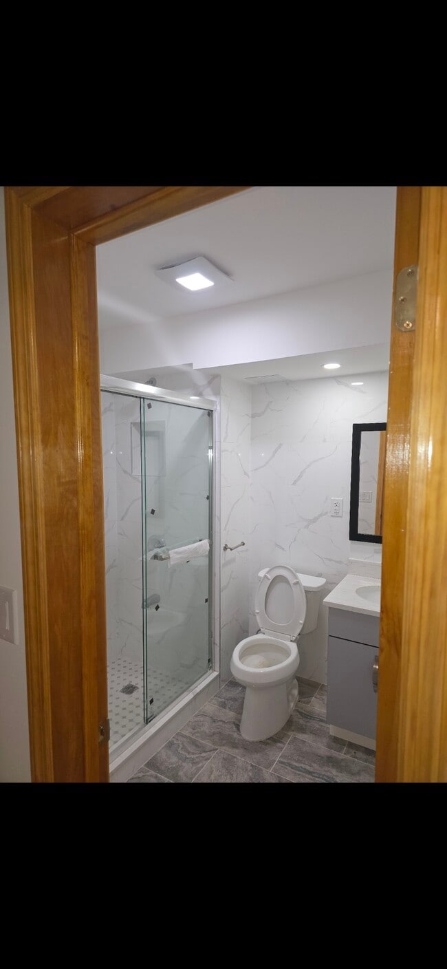 Baño - 852 Bay Ridge Ave