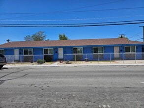 Building Photo - 603 15th St