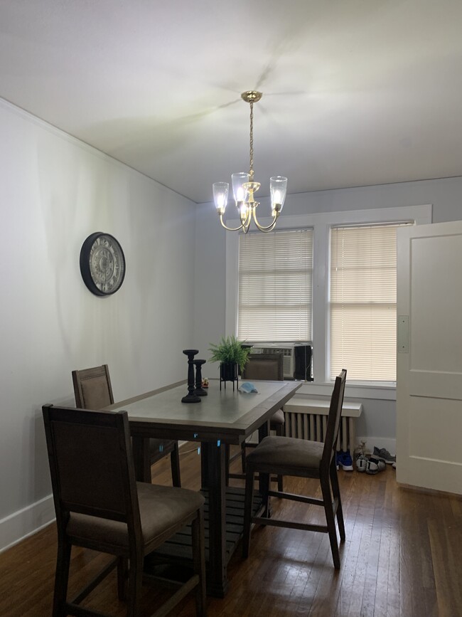 Dining area - 514 Grand Blvd