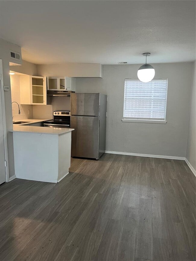 Foto del edificio - 401 NW 24th St