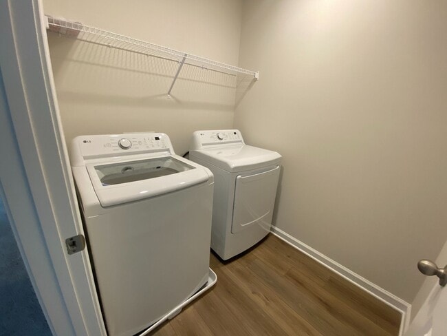 Building Photo - 2568 Congaree Pk