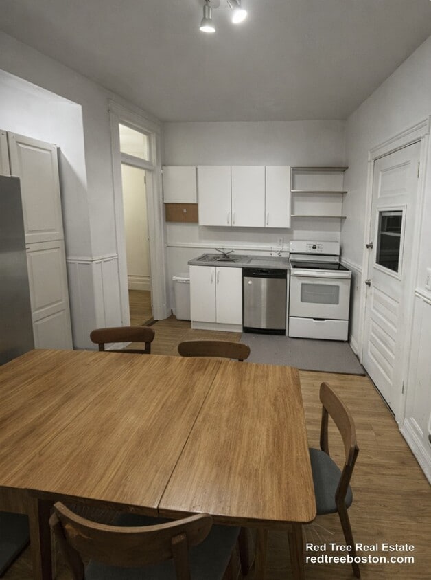 Photo - 11 Euston St. Unit 2