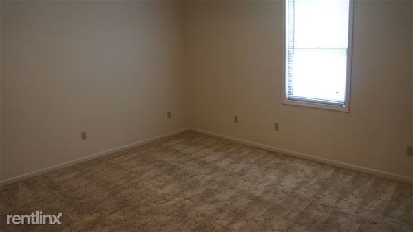 Building Photo - 513 Navaho Dr