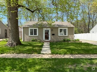 Building Photo - 3634 15th Avenue Ct